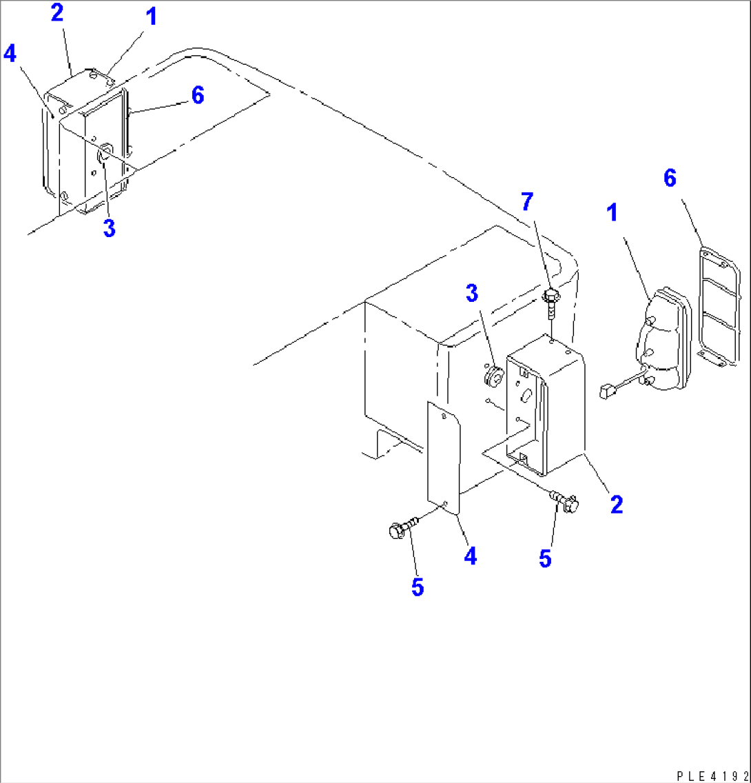 LIGHT AND MOUNTING (REAR COMBINATION LAMP) (SNOW REMOVING SPEC.)